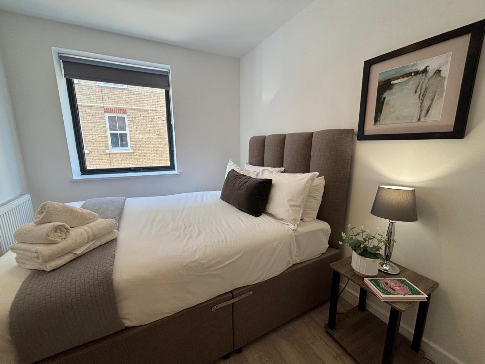 City Aldgate Apartments London Exteriör bild